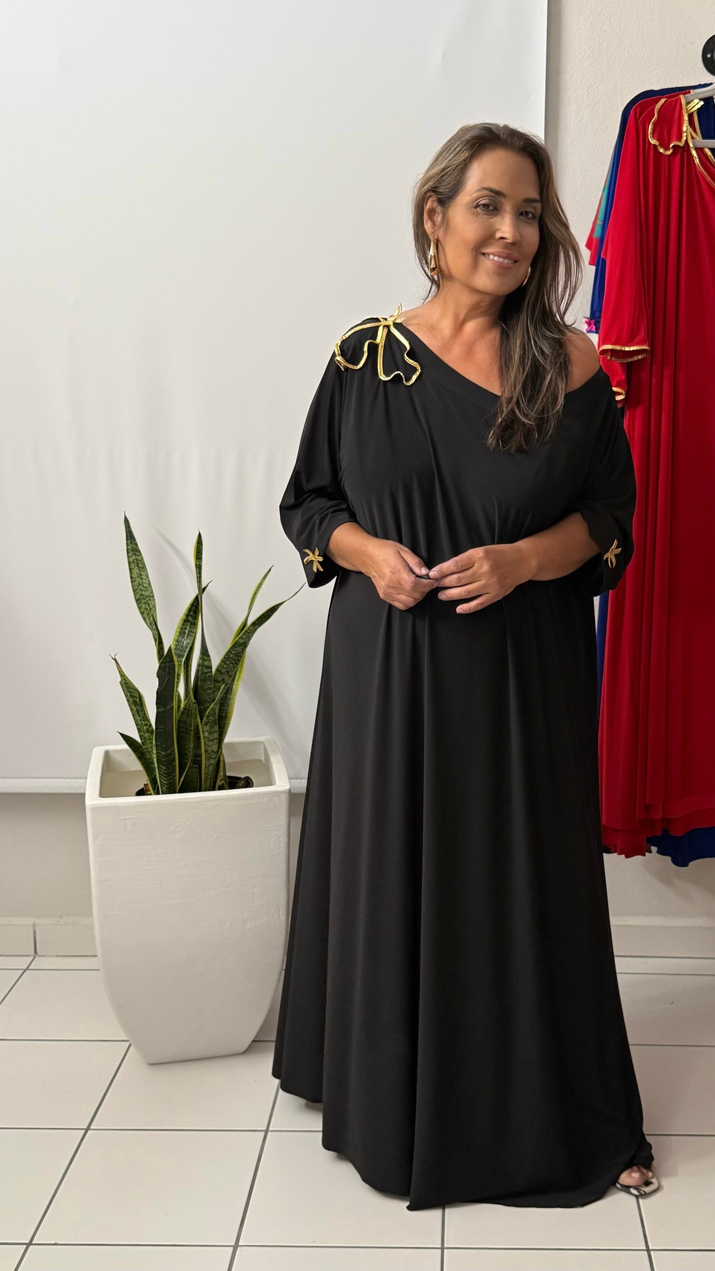 Omtara Maxi Black