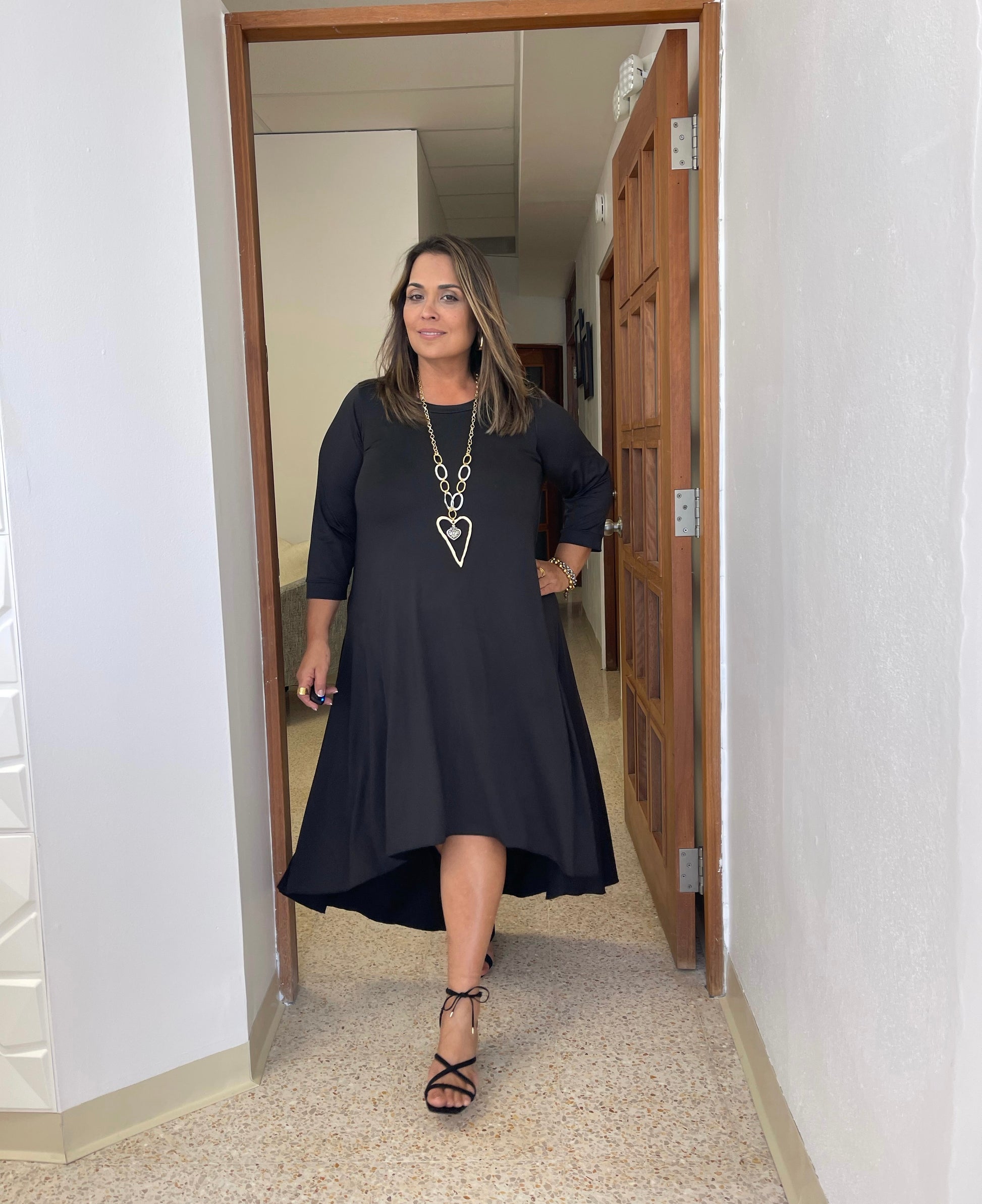 Basic Black – Cautiva Boutique