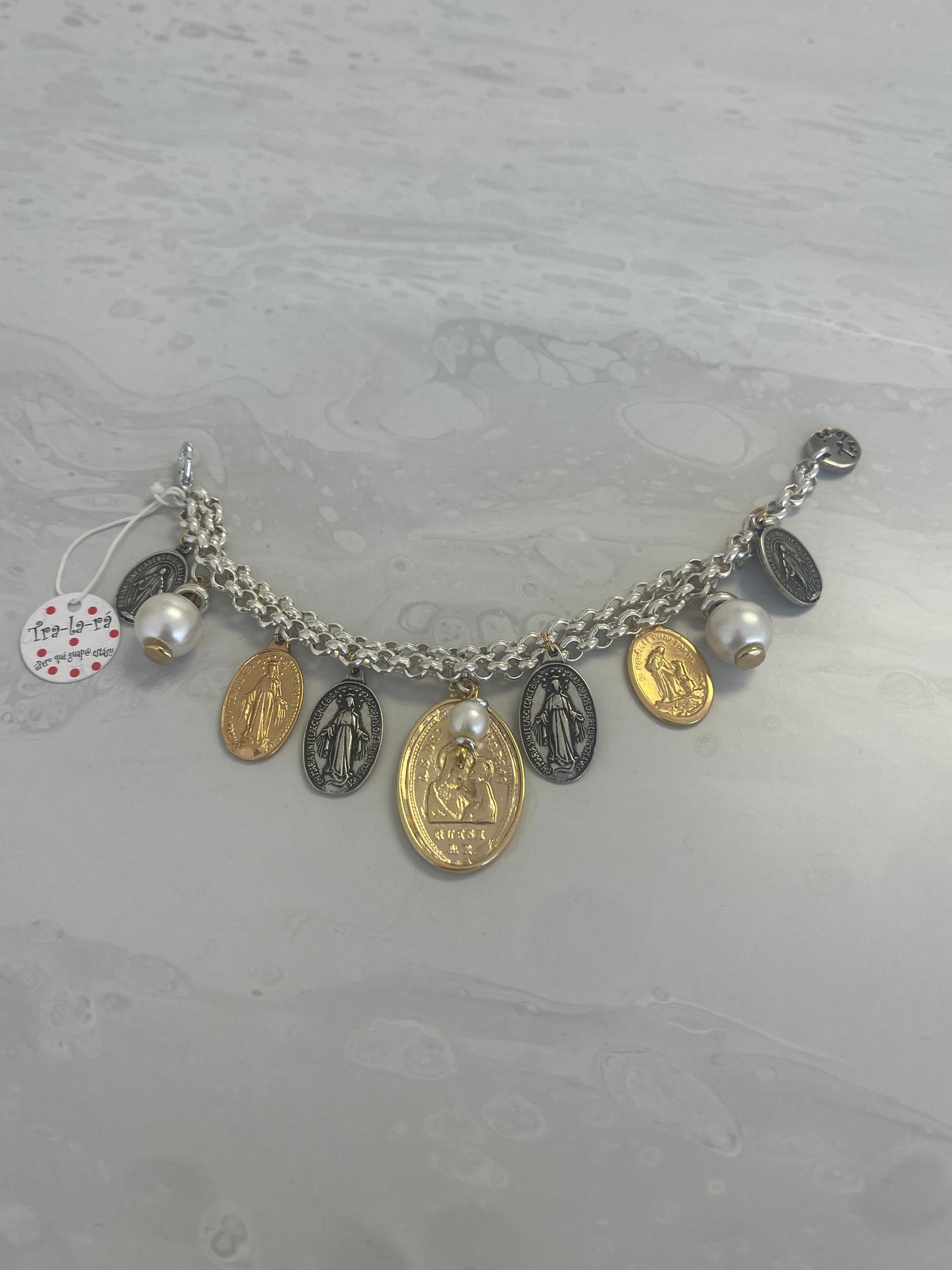 Tradiciones bracelet, by Tralará