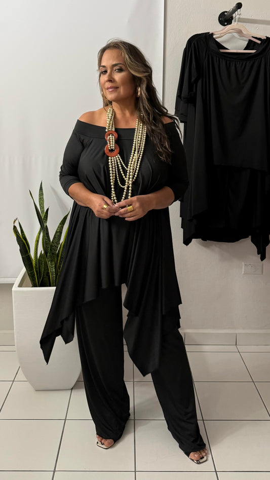 Túnica de picos, by Claudia Orozco