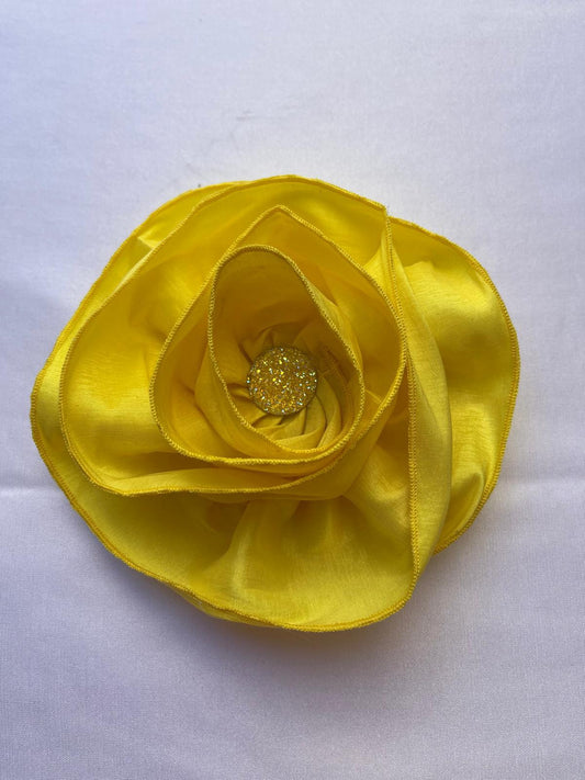 Hand made flowers, by Claudia Orozco.